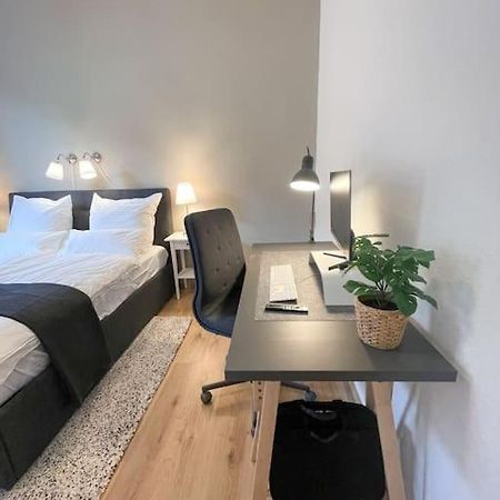 Modern Cozy Apt. -With 2 Tv, Netflix And Work Desk Essen Extérieur photo